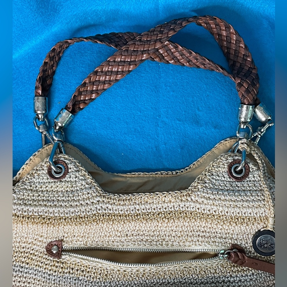 👜 The Sak Ombré Hobo Crochet Shoulder Bag. Ivory, Beige and Gray Stripes. 👜 - Picture 12 of 15